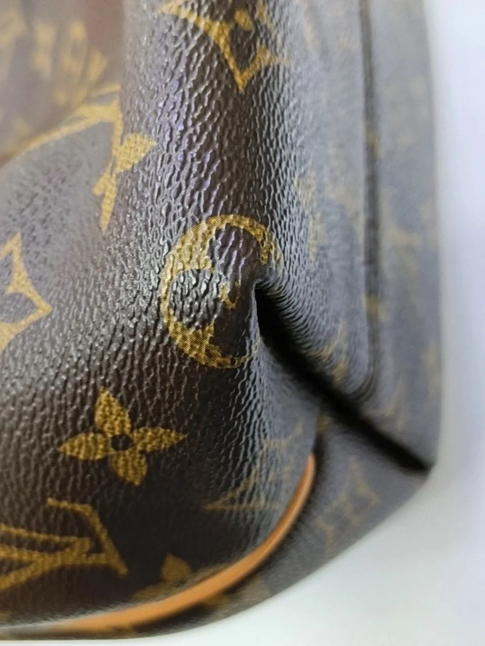 ♥️Louis Vuitton Turenne MM Monogram Canvas Satchel in Brown and Tan Leather♥️